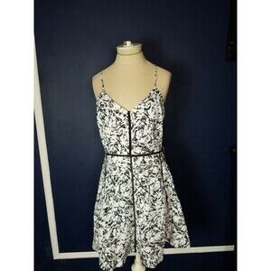 Blush Noir Black/White Cotton Dress t back Spaghetti Straps. NWT Size Small